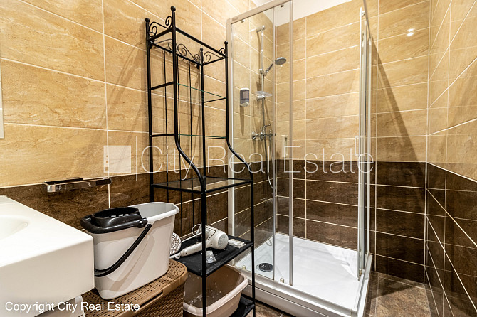 Fasādes māja, restaurēta māja, slēgta teritorija, ieeja no ielas, kāpņu telpa pēc Rīga - foto 9