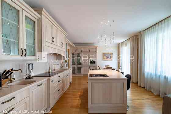 Новостройка, благоустроенная озеленённая территория, закрытая территория, Jūrmala