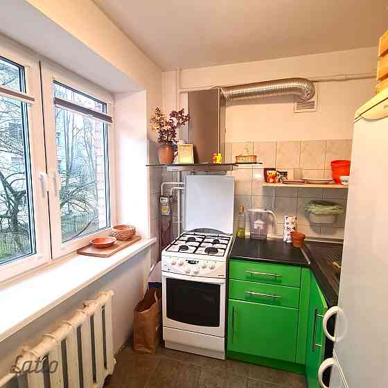 Omulīgs 2 istabu dzīvoklis ar izolētām istabām, 45 kv.m, 2/5 st., balto ķieģelu māja, plaša viesista Рига