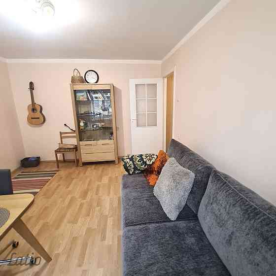 Omulīgs 2 istabu dzīvoklis ar izolētām istabām, 45 kv.m, 2/5 st., balto ķieģelu māja, plaša viesista Рига