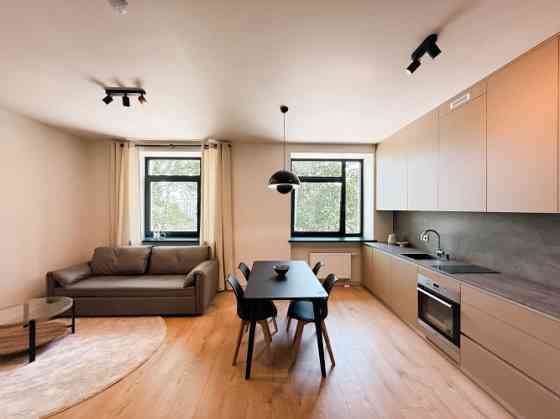 Сдаётся полностью отремонтированная 2комнатная квартира!  Здание прошло полную Рига