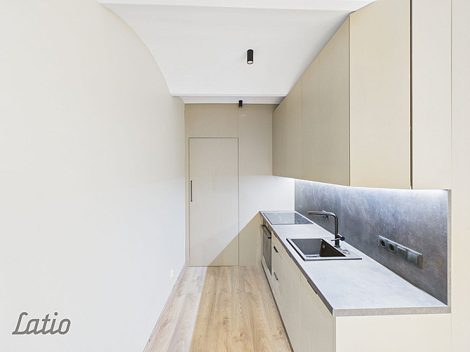 Moderns 2 istabu dzīvoklis Rīgas centrā  blakus parkiem, ar privātu autostāvvietu.
Tikko pabeigts pi Рига - изображение 3