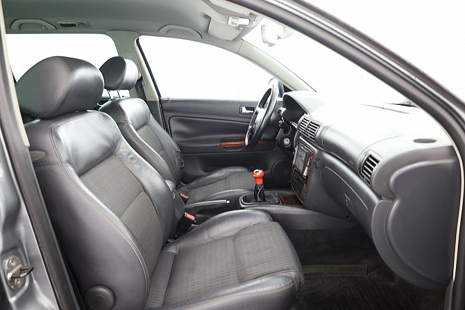 Volkswagen Passat Highline Facelift 2.0 TDI 100kW Tallina - foto 6