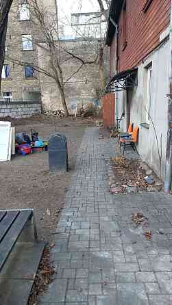 Продается квартира в очень хорошем состоянии, утепленная, год назад проводился капитальный... Рига