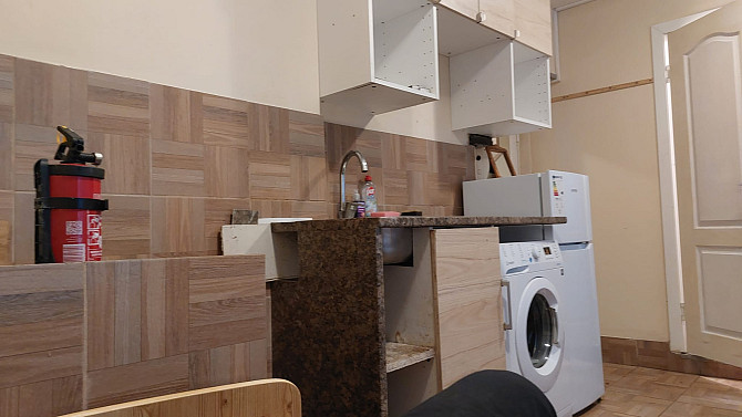 Продается квартира в очень хорошем состоянии, утепленная, год назад проводился капитальный... Рига - изображение 9