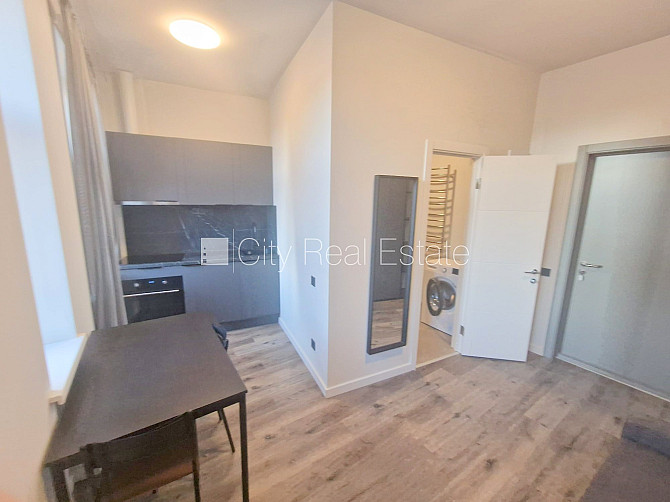 Projekts - Matīsa 38, pagalma ēka, renovēta māja, labiekārtots apzaļumots pagalms, slēgts Rīga - foto 1