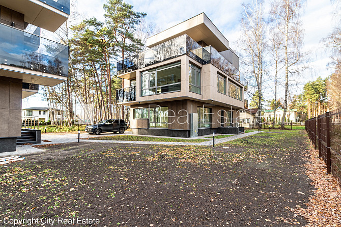 Jaunceltne, zaļā teritorija, slēgts pagalms, bezmaksas stāvvieta pagalmā, ieeja no ielas, logi Jūrmala - foto 20