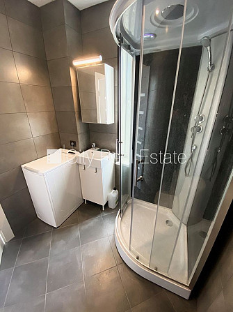 Jaunceltne, fasādes māja, slēgts pagalms, ieeja no ielas, ir lifts, kāpņu telpa pēc Rīga - foto 9