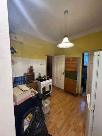 Четырёхкомнатная квартира с характером и потенциалом!  Предлагается просторная Рига