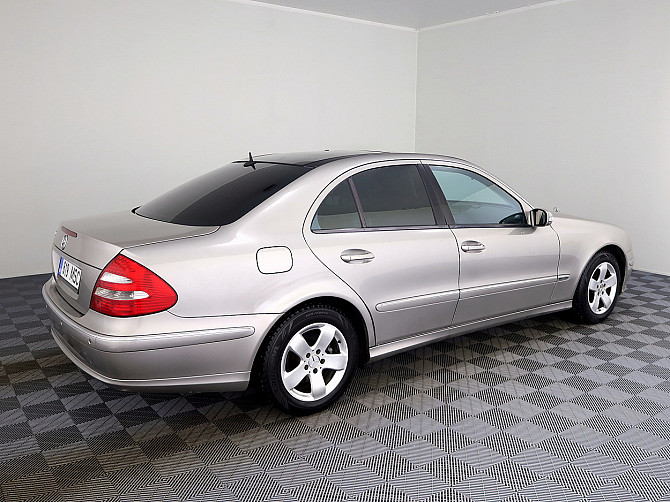 Mercedes-Benz E 320 Avantgarde ATM 3.2 165kW Таллин - изображение 3