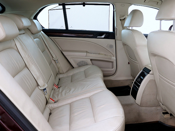 Skoda Superb Highline ATM 2.0 TDI 125kW Таллин - изображение 7