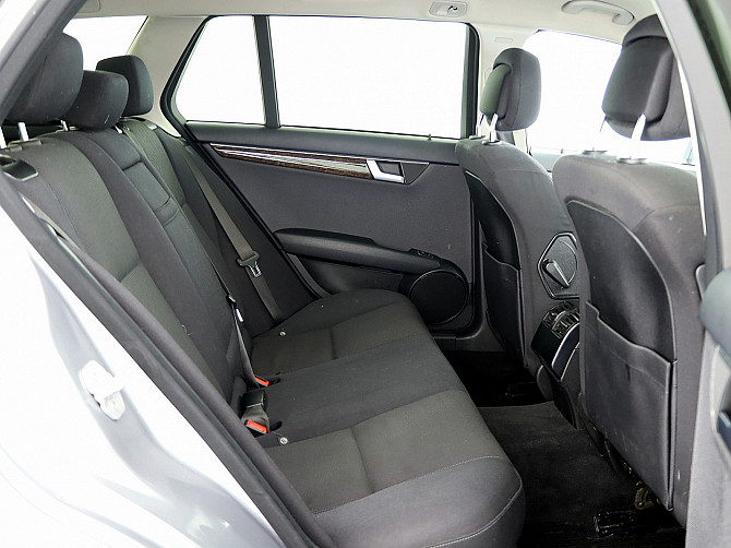 Mercedes-Benz C 250 4Matic Facelift ATM 2.1 CDI 150kW Таллин - изображение 7