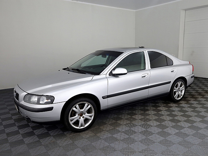 Volvo S60 Summum ATM 2.4 147kW Таллин - изображение 2
