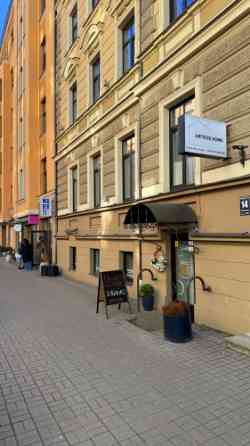 Отремонтированные полуподвальные помещения в полностью реновированном здании. Рига