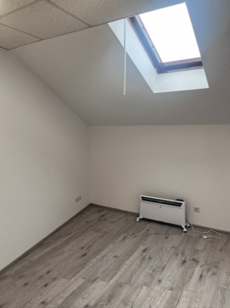 Tikko pēc remonta biroja telpas Krišjāņa Barona ielā 130, Rīgā.  Telpas ir gaišas, Rīga - foto 14