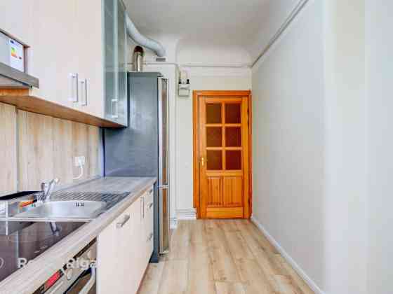 Просторная и солнечная 3-комнатная квартира сдается в долгосрочную аренду в Рига