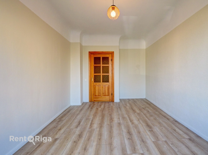 Просторная и солнечная 3-комнатная квартира сдается в долгосрочную аренду в Рига - изображение 6