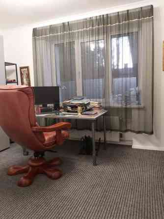 Двухэтажный частный дом в Зипниеккалнсе с большим участком земли.  Объект Rīga