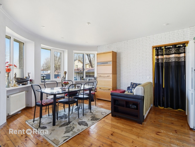 Двухэтажный частный дом в Зипниеккалнсе с большим участком земли.  Объект Рига - изображение 18