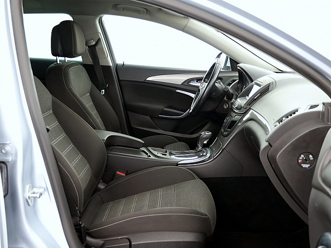 Opel Insignia Sports Tourer Facelift ATM 2.0 CDTi 120kW Таллин - изображение 6