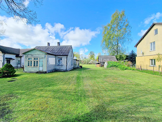 Частный дом, дача, покрытие крыши из шифера, кирпичные стены, благоустроенная Юрмала - изображение 5