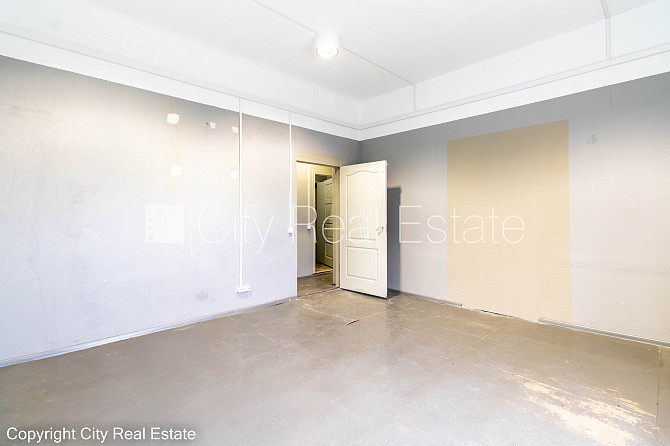 Земля в собственности, новостройка, дом во дворе, благоустроенная озеленённая Юрмала - изображение 17