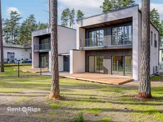 НОВЫЙ, ЭНЕРГОЭФФЕКТИВНЫЙ ДОМ В БЕРГИ!  Цена продажи соответствует оценочной Рига