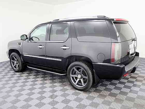 Cadillac Escalade Luxury LPG ATM 6.2 301kW Tallina