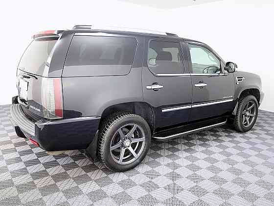 Cadillac Escalade Luxury LPG ATM 6.2 301kW Tallina