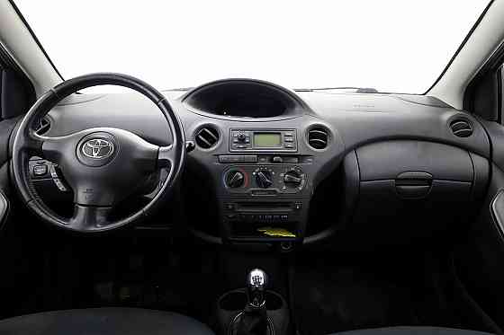 Toyota Yaris Linea Sol Facelift A-C 1.5 78kW Tallina