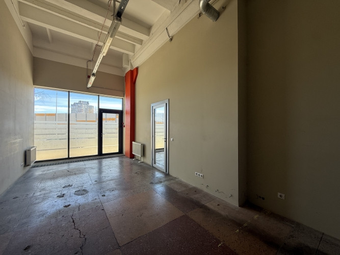 Торговые помещения с отдельным входом со стороны двора, Пурвциемс  рядом с T/C Domina Рига - изображение 7