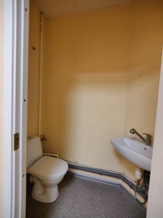 Торговые помещения на Московской улице 425a, у края шоссе.  Помещение состоит из Рига - изображение 7