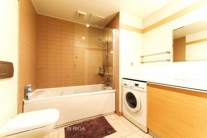 Продаётся стильная и современная 2-комнатная квартира в проекте "Panorama Plaza". Рига - изображение 4