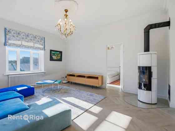 Четырехкомнатная квартира, сочетающая тишину и динамику города.  По адресу: улица Рига