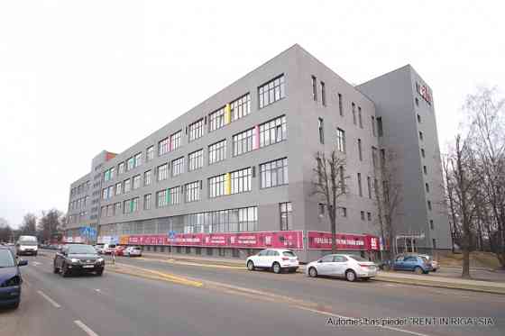 Торговые помещения с отдельным входом со стороны двора, Пурвциемс  рядом с T/C Domina Рига