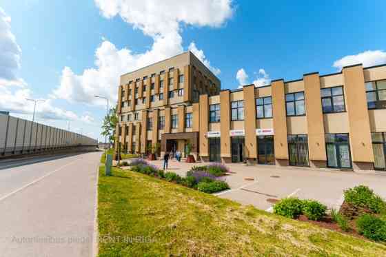 Торговые помещения с отдельным входом со стороны двора, Пурвциемс  рядом с T/C Domina Рига