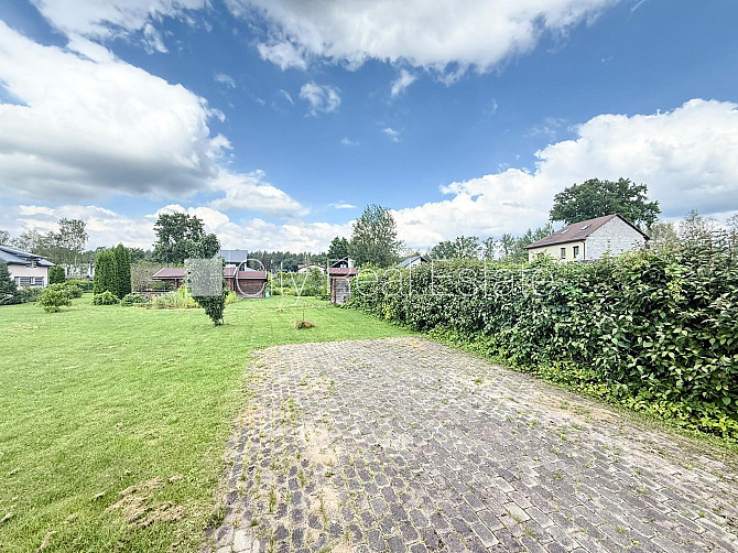 Благоустроенная озеленённая территория, территория обнесена железным забором, Рижский район - изображение 2