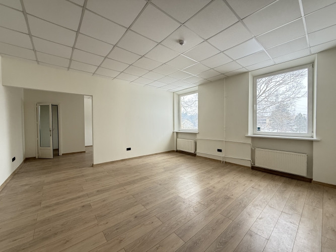 BIROJA TELPAS NOMAI ŠMERLĪ  RĪGAS KINOSTUDIJA.  Iznomā biroja telpas vienā no zināmākajiem Rīga - foto 1