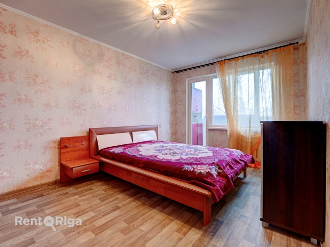 Ilgtermiņā izīrē jauku 2 istabu dzīvokli netālu no TC Dole! No ēkas uz abām pusēm paveras Rīga - foto 8