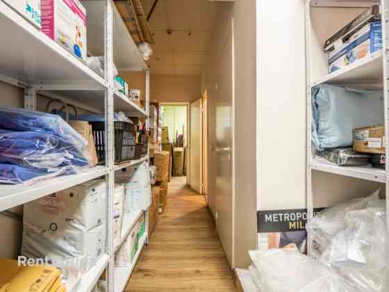 Коммерческие помещения с большими витринами в оживлённом месте!  Планировка: Rīga