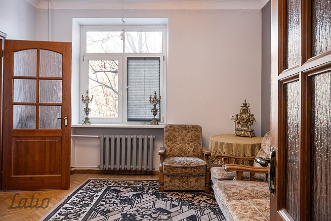 Vecrīgas centrālajā daļā pieejams gaumīgs divistabu dzīvoklis. 
No dzīvokļa logiem paveras neatkārto Рига - изображение 4