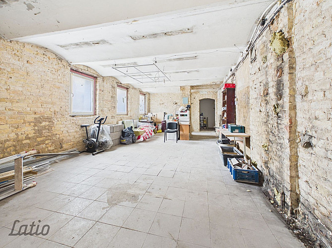 Studio dzīvoklis Rīgas centrā ar potenciālu komercdarbībai.

Pārdod perspektīvu studio Rīga - foto 3