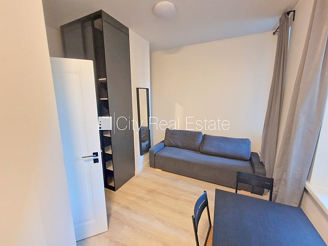 Fasādes māja, renovēta māja, slēgts pagalms, ieeja no ielas, ir lifts, kāpņu telpa pēc Rīga - foto 2