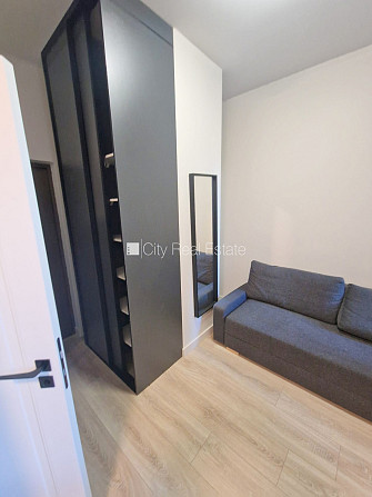 Fasādes māja, renovēta māja, slēgts pagalms, ieeja no ielas, ir lifts, kāpņu telpa pēc Rīga - foto 13