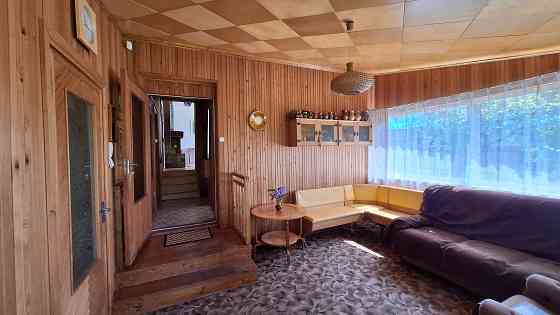 Pārdošanā vasaras māja Saulkrastos ar plašu potenciālu un lielisku atrašanās vietu. Ēka celta no... Saulkrasti