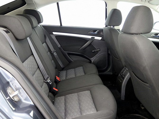 Skoda Octavia Comfortline Facelift 1.6 75kW Tallina - foto 6