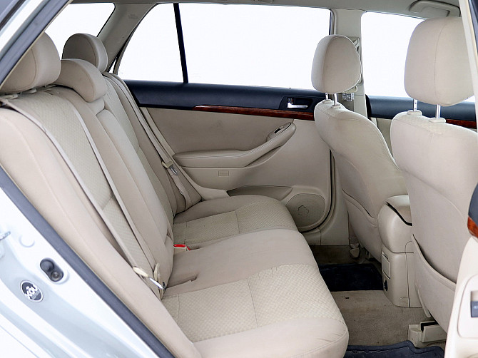 Toyota Avensis Linea Sol 2.0 D-4D 85kW Tallina - foto 7