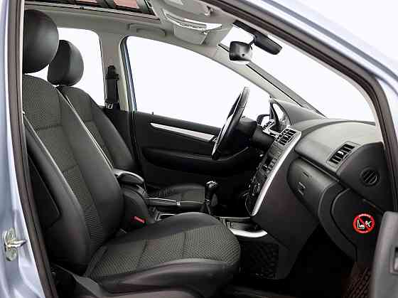 Mercedes-Benz A 160 Avantgarde Facelift 1.5 70kW Таллин