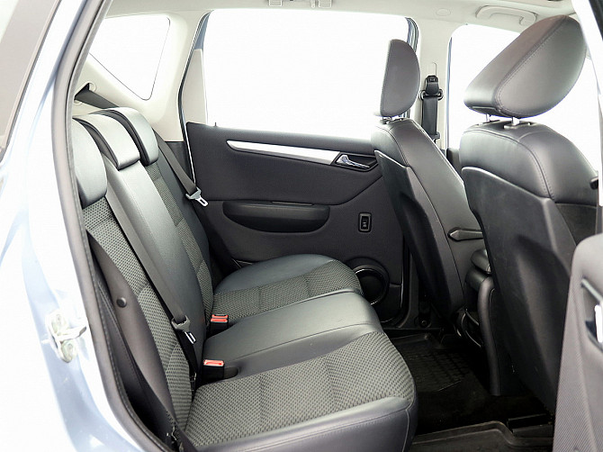 Mercedes-Benz A 160 Avantgarde Facelift 1.5 70kW Таллин - изображение 7