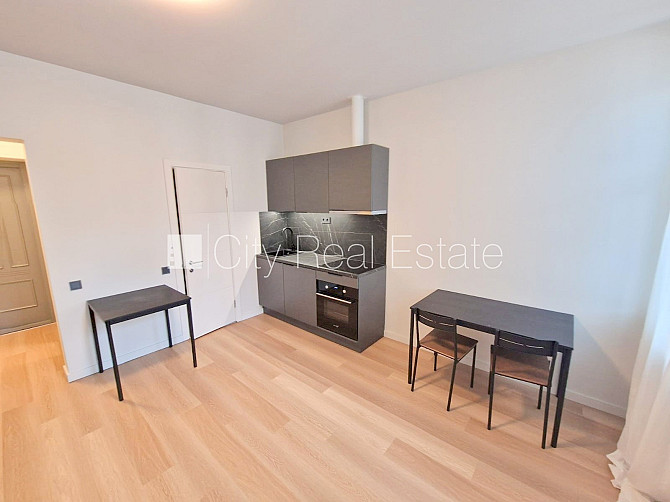 Renovēta māja, labiekārtots apzaļumots pagalms, slēgts pagalms, ir lifts, istabas izolētas 2 Rīga - foto 7